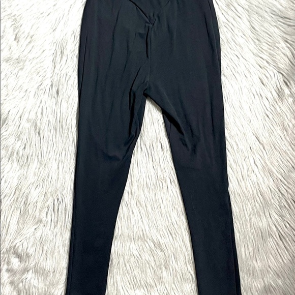 🦈Black Gymshark Workout Leggings - Size XS - Picture 4 of 5